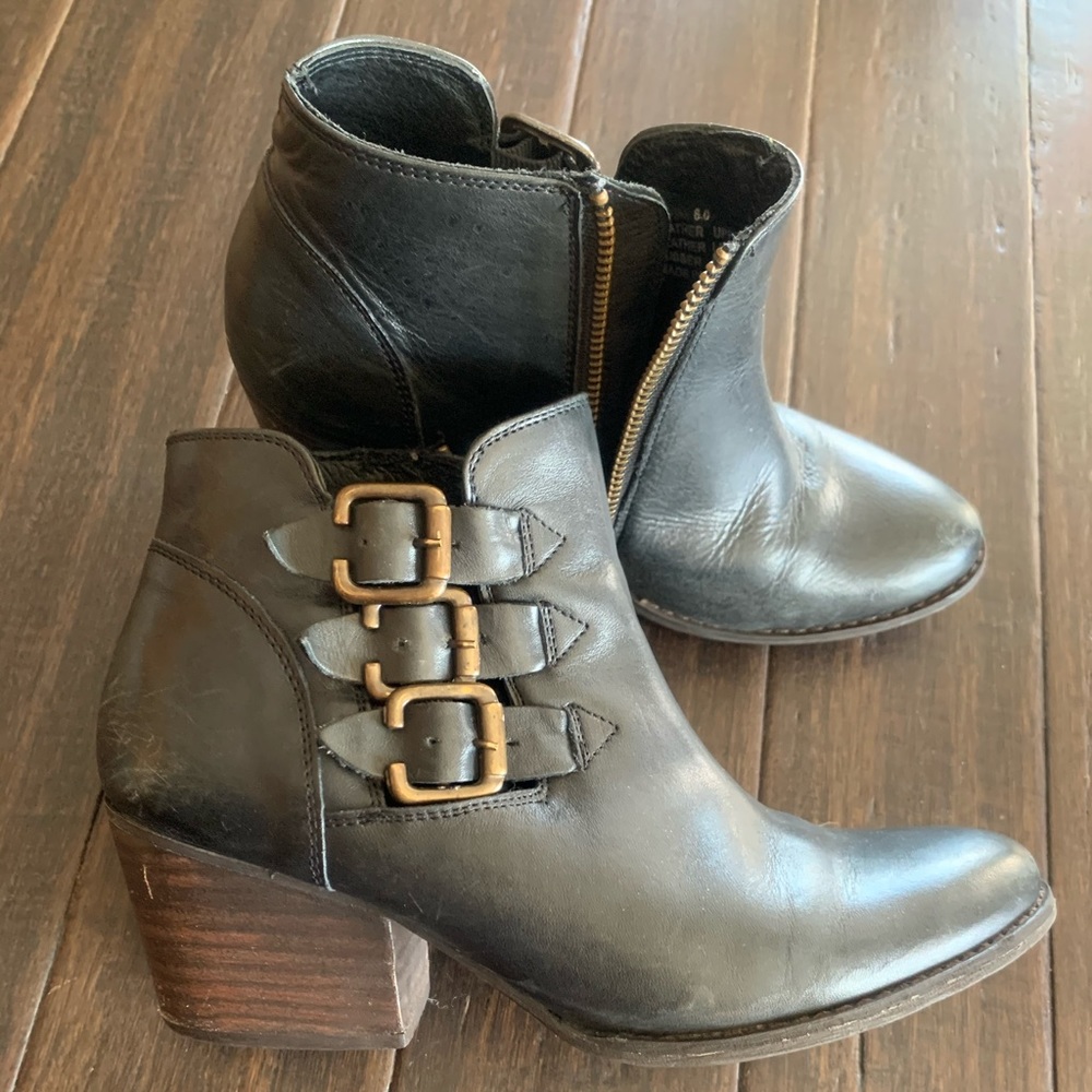 Leather ankle boots